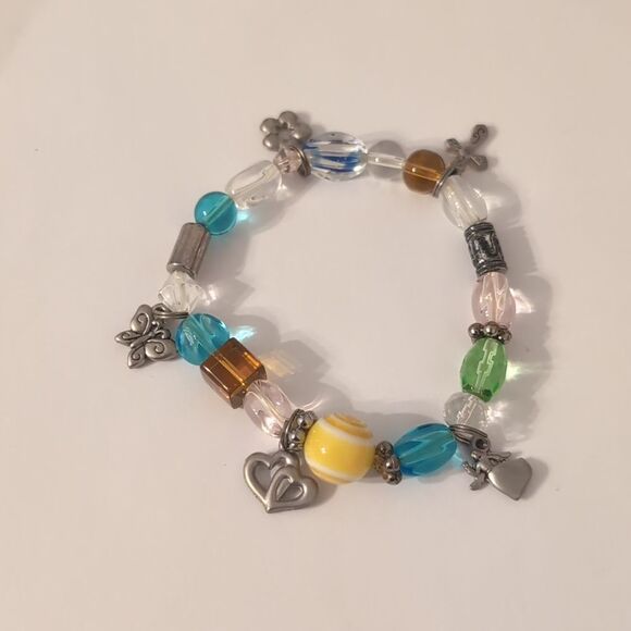 555 Multicolor Glass Beaded Silver Hearts Cross Butterfly Flower Charms Bracelet - Picture 4 of 4